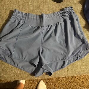 LULU hottie hot 2.5 high rise